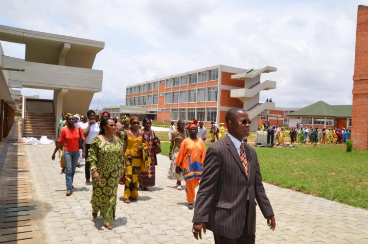Université Félix Houphouët-Boigny / Retour de la machette La charte de la non-violence, violée
